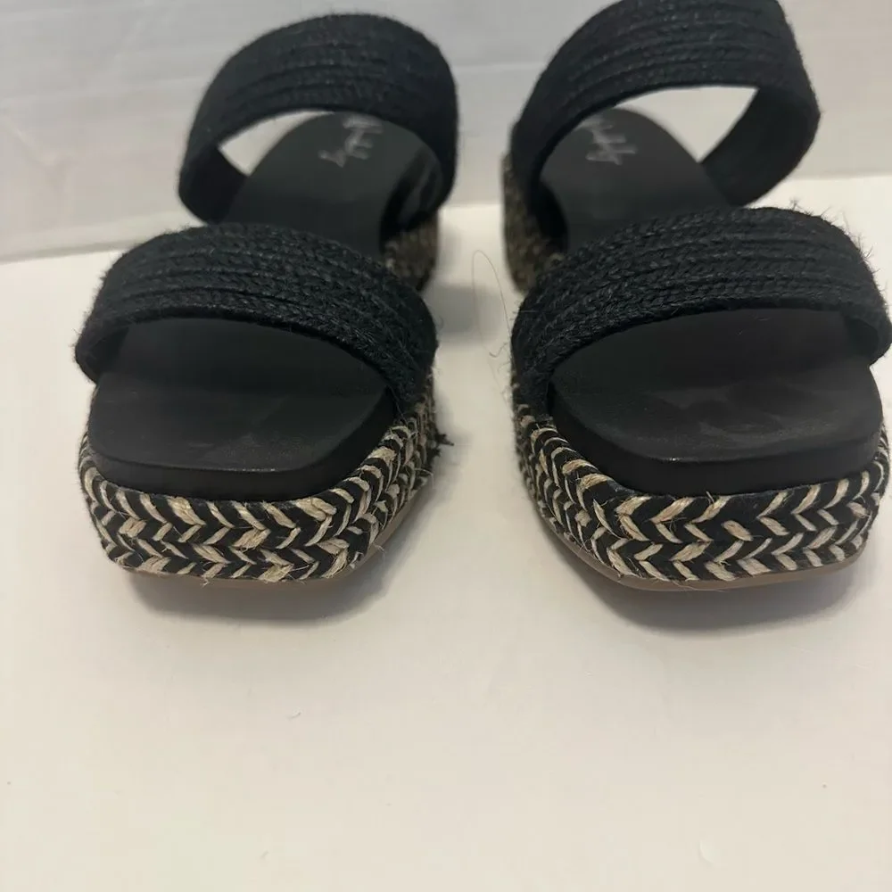 Wonderly Black Wedge‎ Woven Sandals size 8 NEW without box